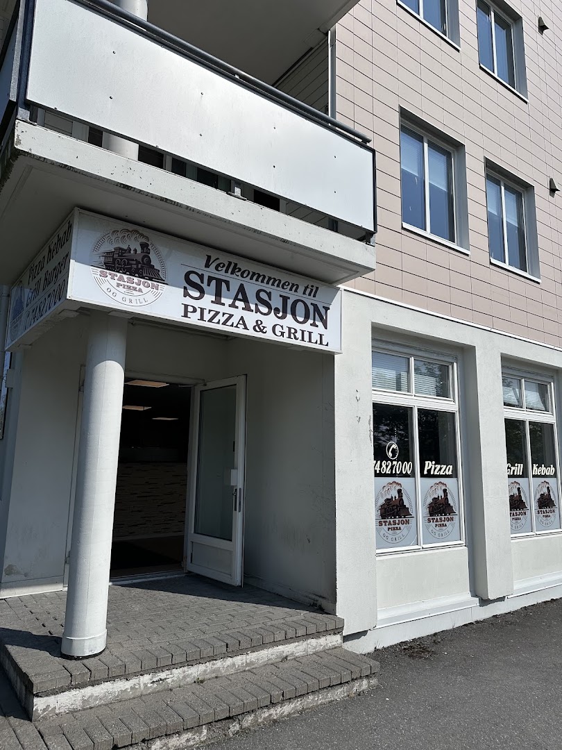 Stasjon Pizza & Grill Stjørdal · Bilder 4